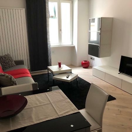 Appartamento Alle Porte Riva del Garda Luaran gambar
